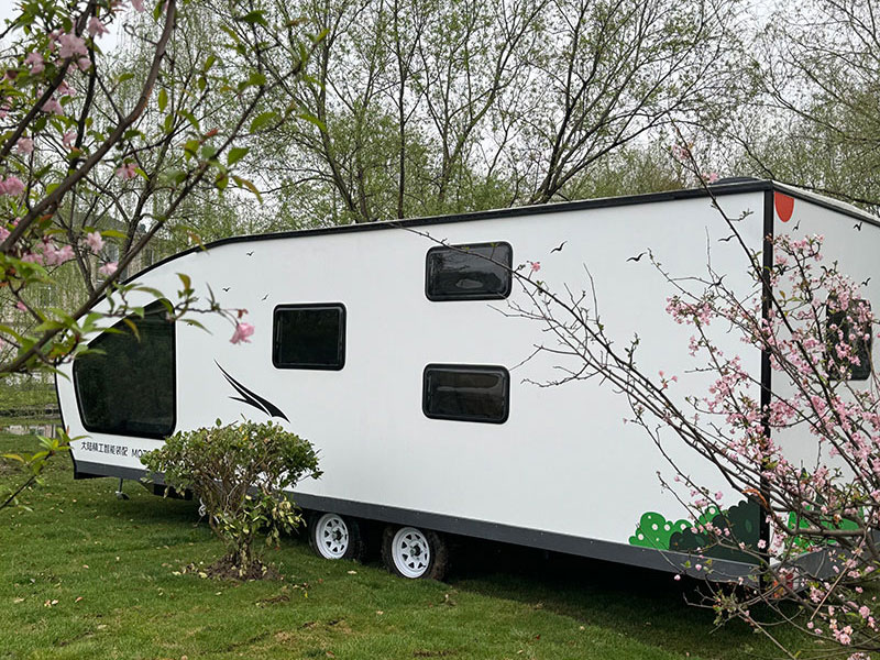 Tiny Living Movements Fueling Interest in Mobile Homes